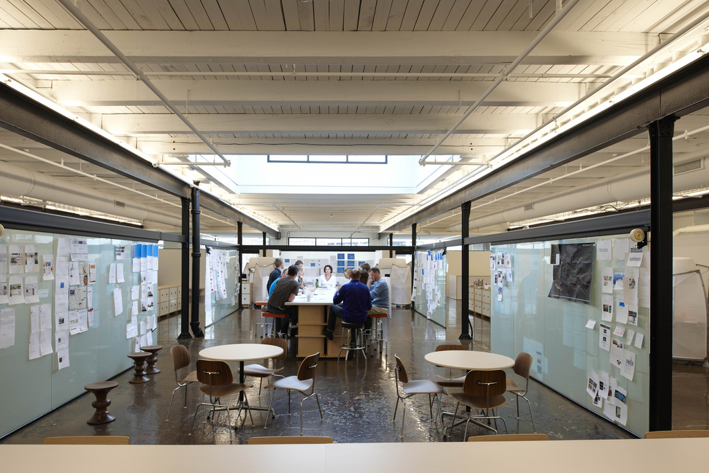 RGB.vn | Góc làm việc sáng tạo