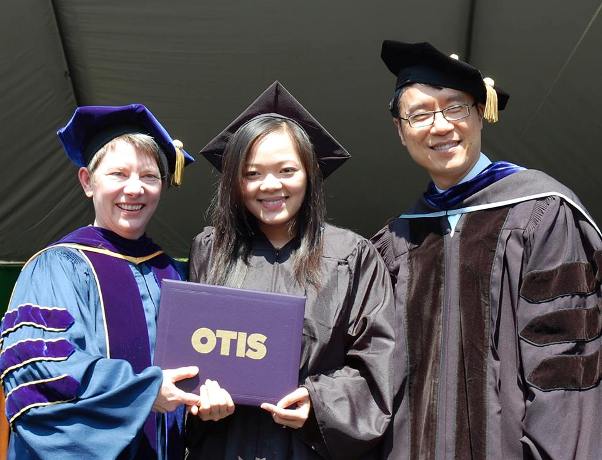 Võ Ngọc Nhi trong ngày tốt nghiệp - Ảnh: FBNV