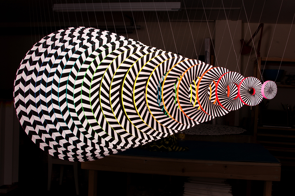 rgb.vn_dieu-khac-jen-stark_13