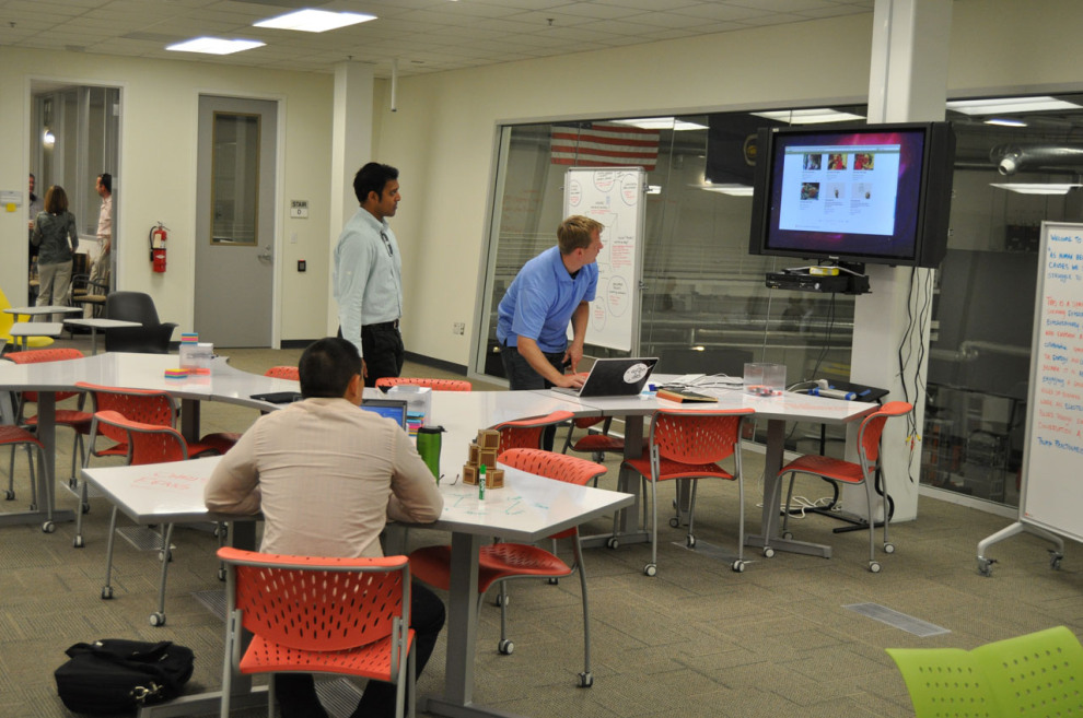 rgb_nghe-freelance-lam-viec-o-nha-hay-o-cong-ty-08