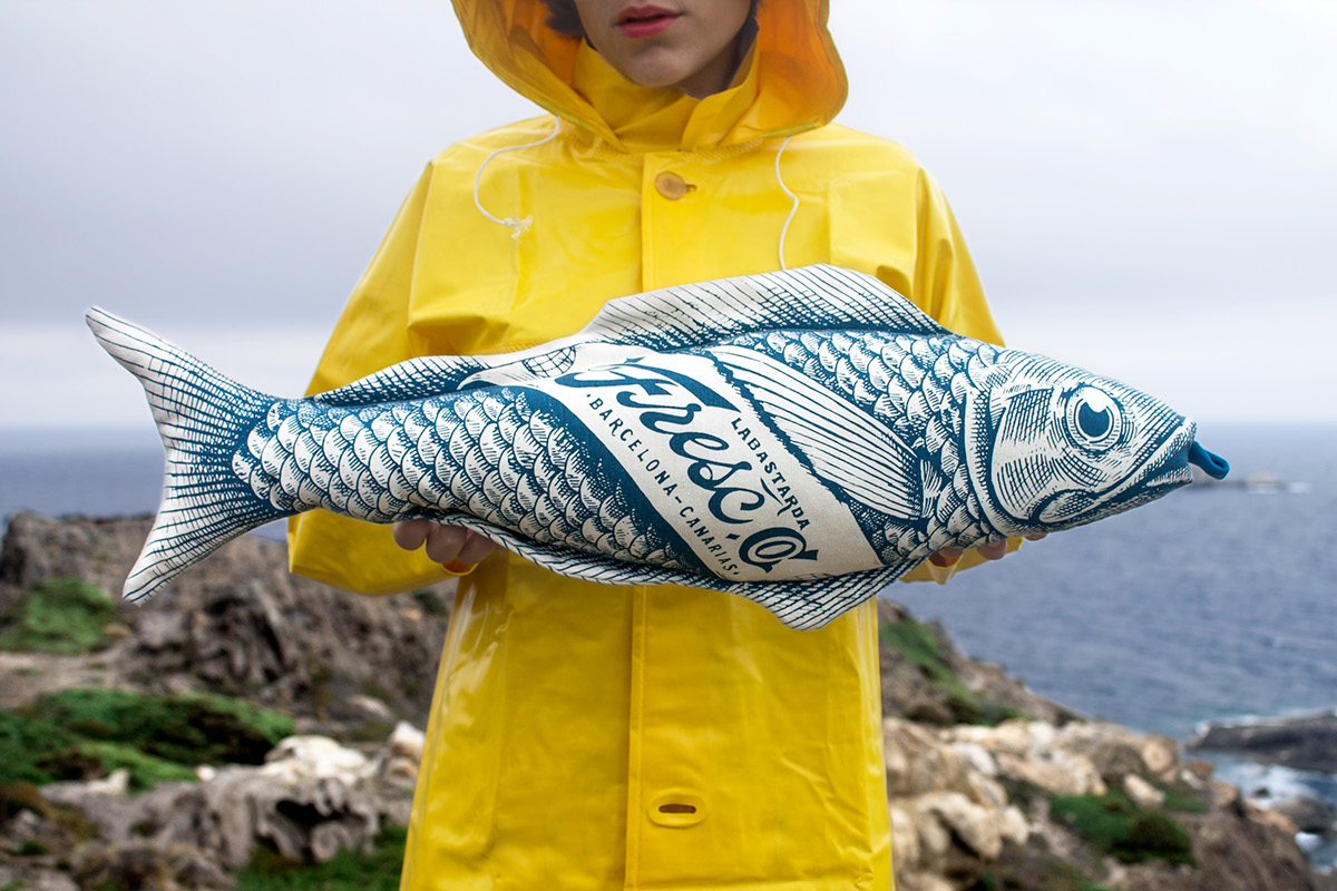 RGB.vn_FRESC.CO - IDENDTITY & CUSHION