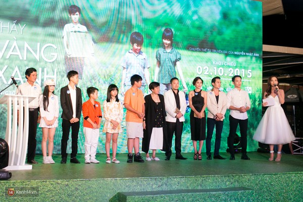 rgb.vn_toi-thay-hoa-vang-tren-co-non_01