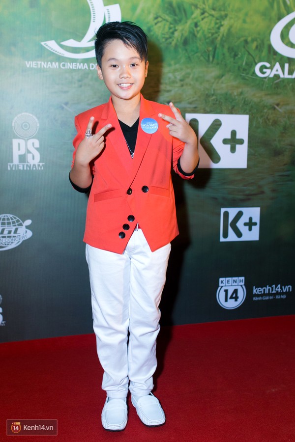 Bé Trọng Khang (vai Tường)