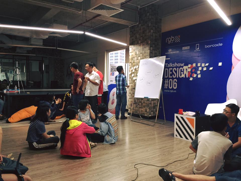 rgb_creative_talkswho_design8_leodinh_01