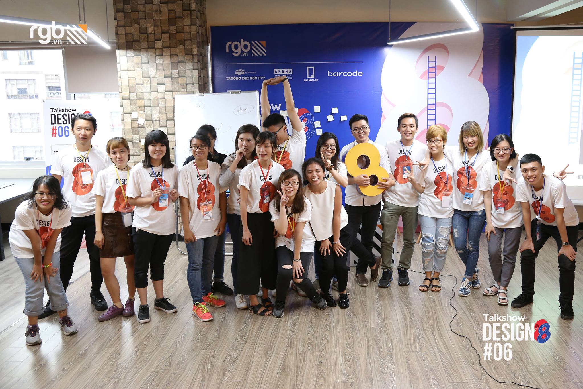 rgb_creative_talkswho_design8_leodinh_0225