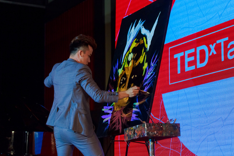 rgb_creative_tedx_nguyen_hue_010