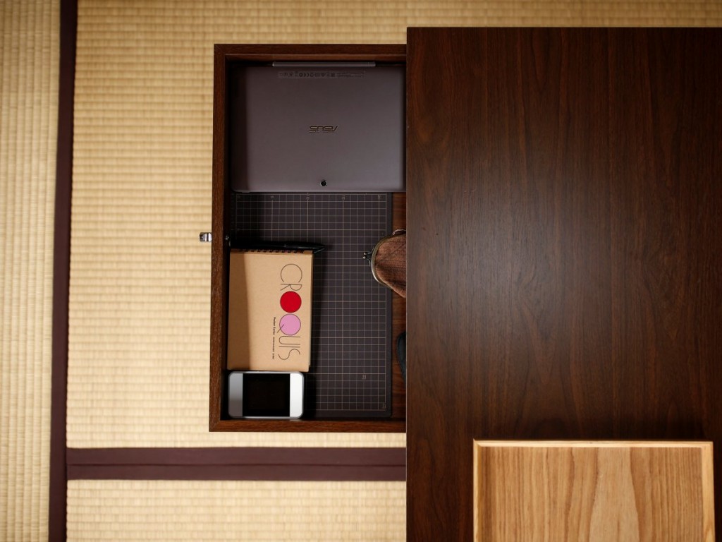 rgb_creative_chunghiatoigianquacachsapxepbaitrivatdungcuanguoinhat_20