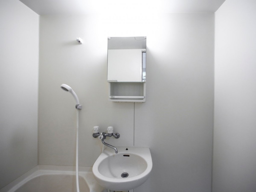 rgb_creative_chunghiatoigianquacachsapxepbaitrivatdungcuanguoinhat_3