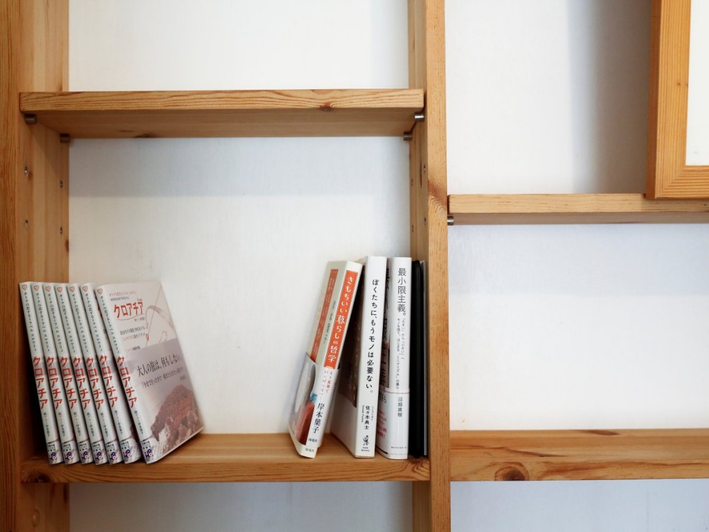 rgb_creative_chunghiatoigianquacachsapxepbaitrivatdungcuanguoinhat_31