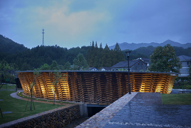 photo-0-1495785833304