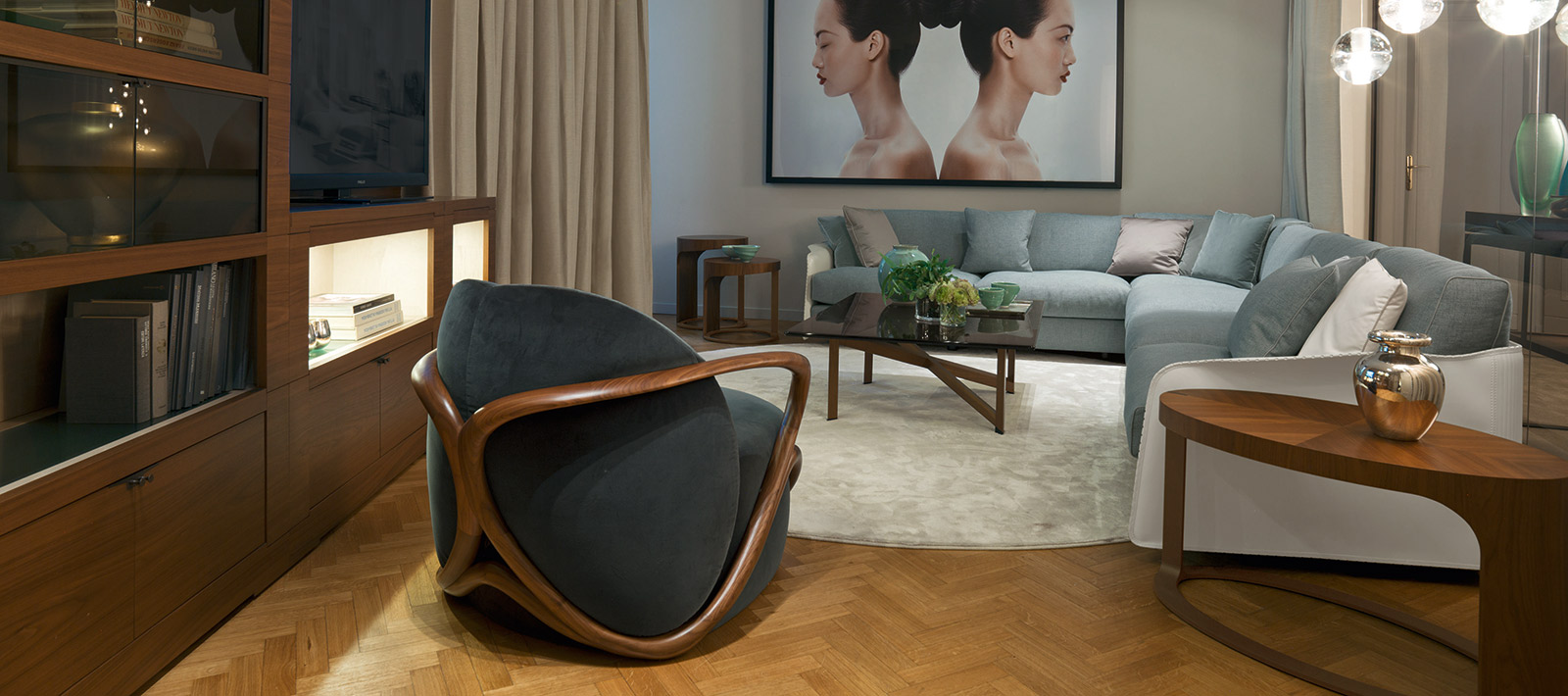 rgb_creative_ideas_design_eurasia_concept_Ghế HUG - thương hiệu Giorgetti