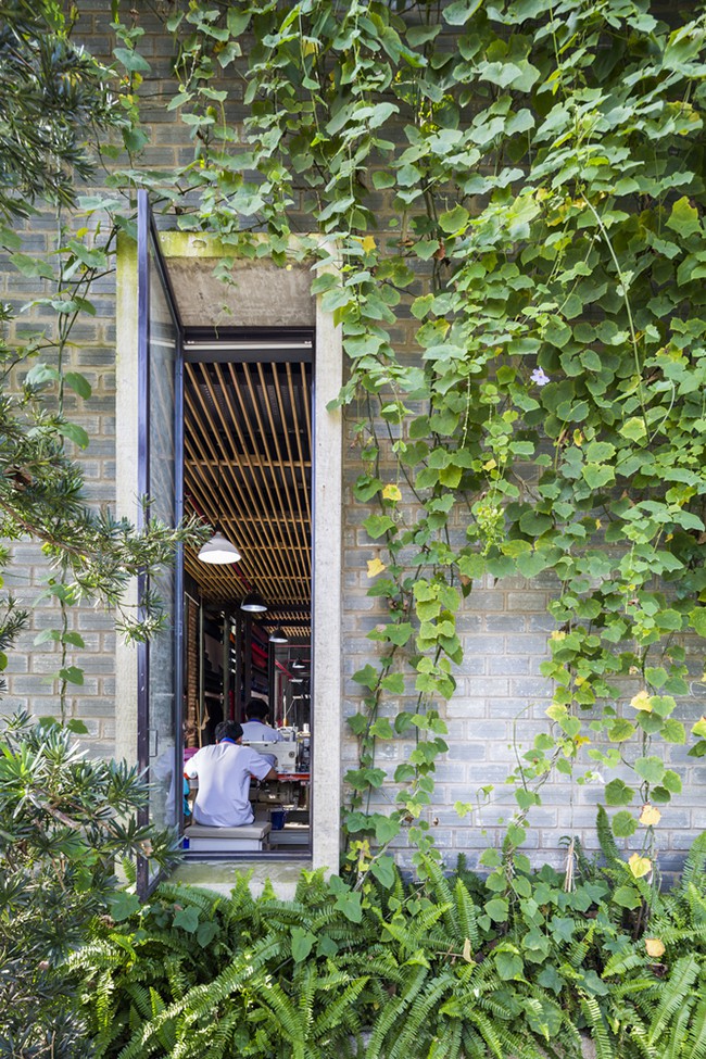 rgb_creative_design_kien_truc_nha_may_xanh_ho_chi_minh_8255