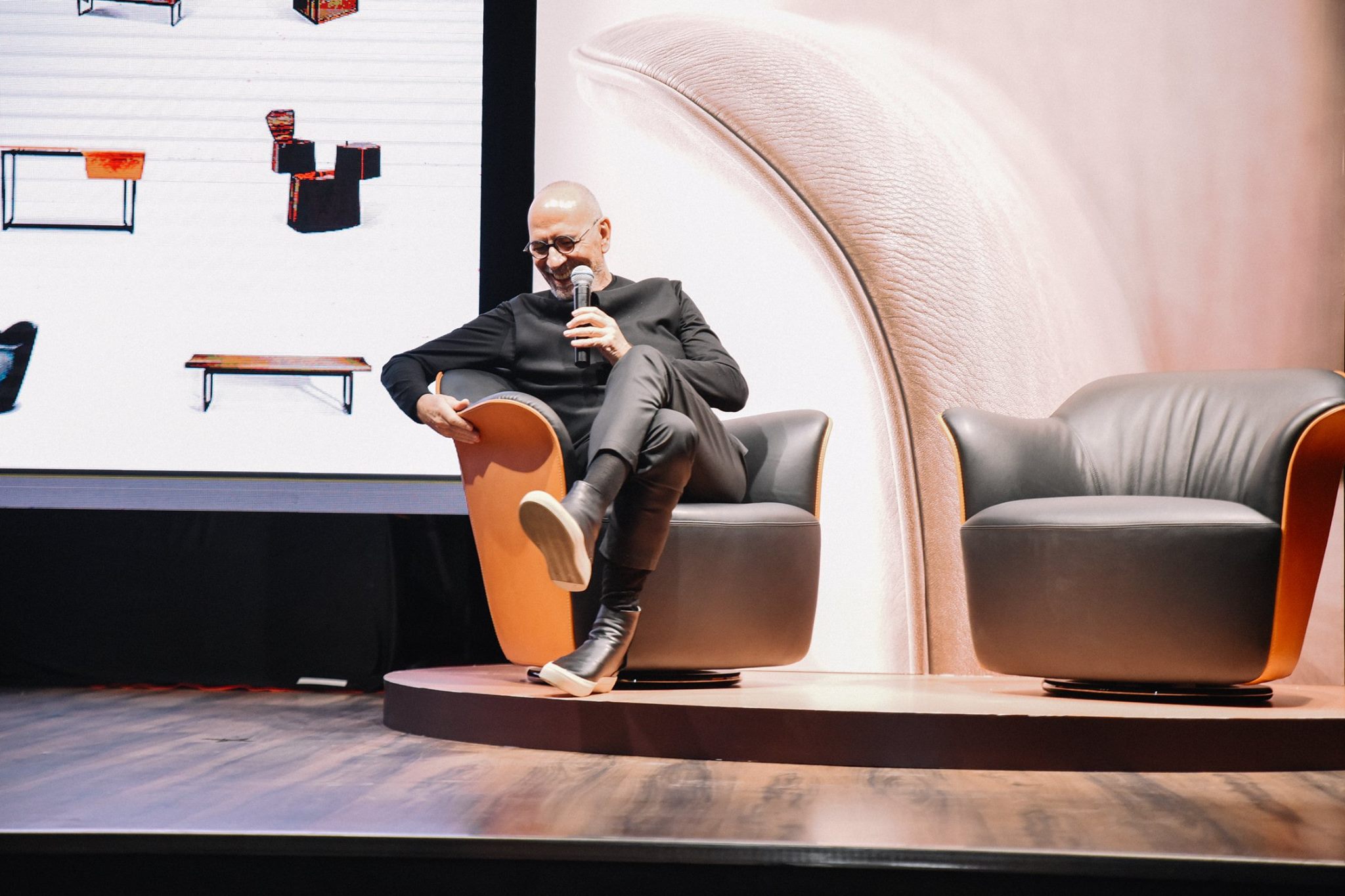 rgb_creative_design_talk_poltrona-frau_kien_truc_noi_that_lazzeroni_01