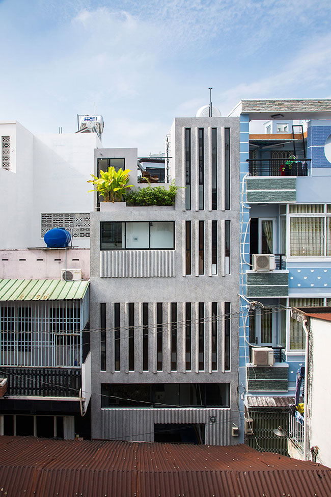 rgb_creative_ideas_design_18-18-house-KHUON-studio-architecture_dezeen_2364_col_4