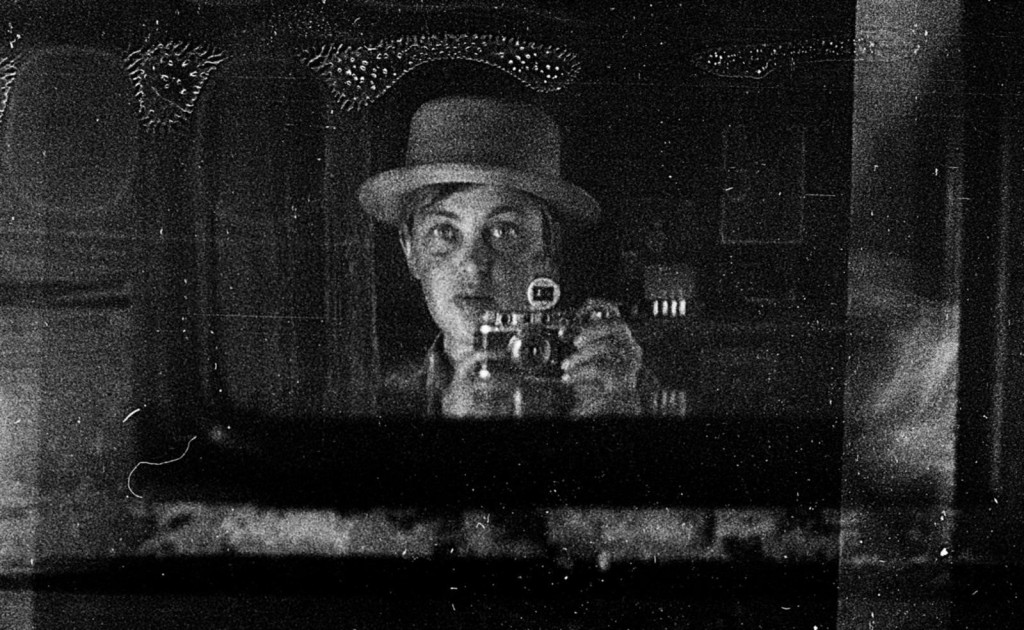 rgb.vn_russianvivianmaierfeat_01