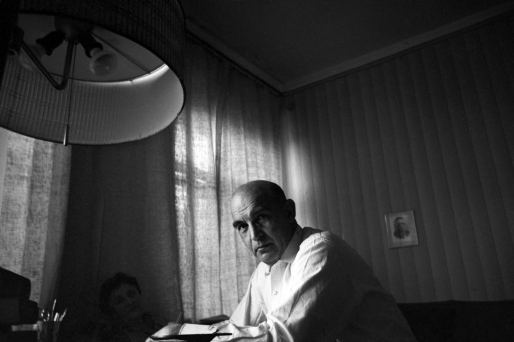 rgb.vn_russianvivianmaierfeat_20