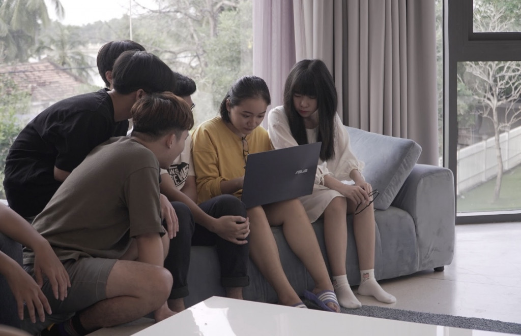 542CFE14-02C1-4C45-BF1B-0E3184A29062