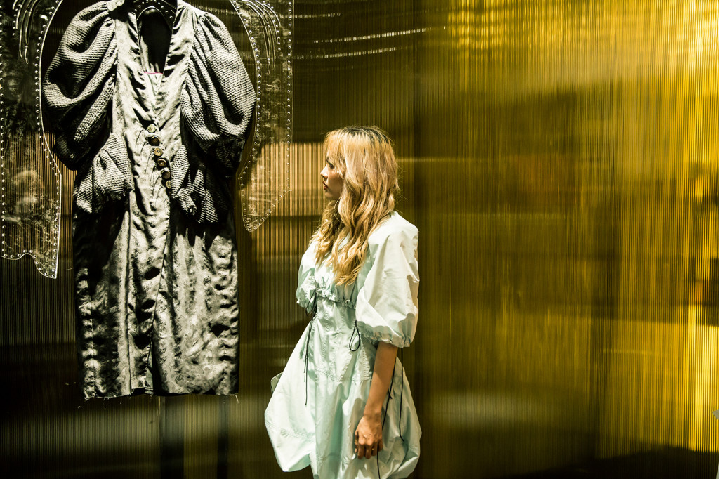 rgb-creative-trien-lam-nghe-thuat-Metamorphosis-05