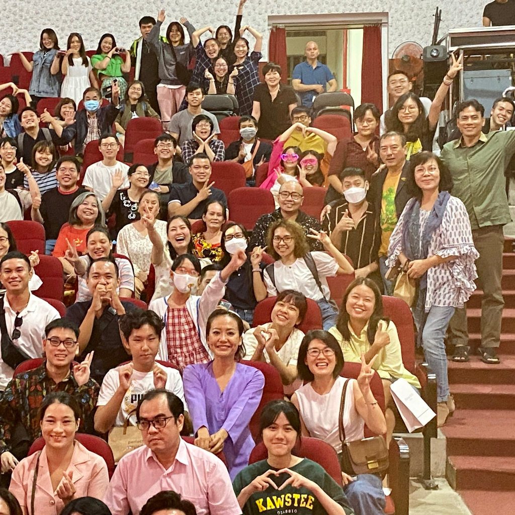 rgb-san-khau-hoang-thai-thanh-06