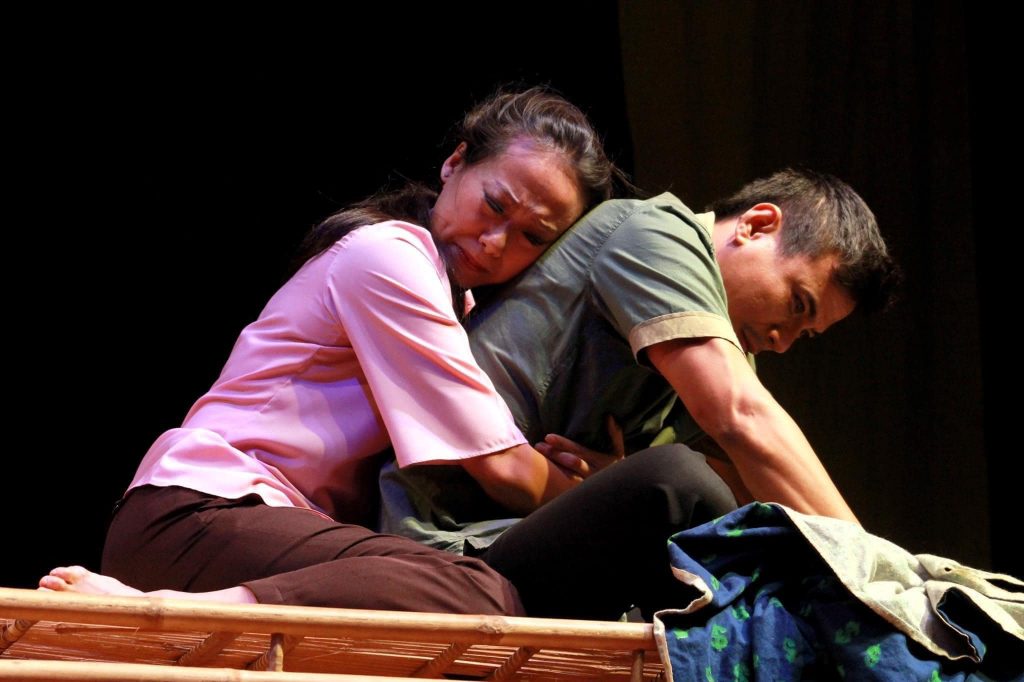 rgb-san-khau-hoang-thai-thanh-nghe-si-hong-anh-04