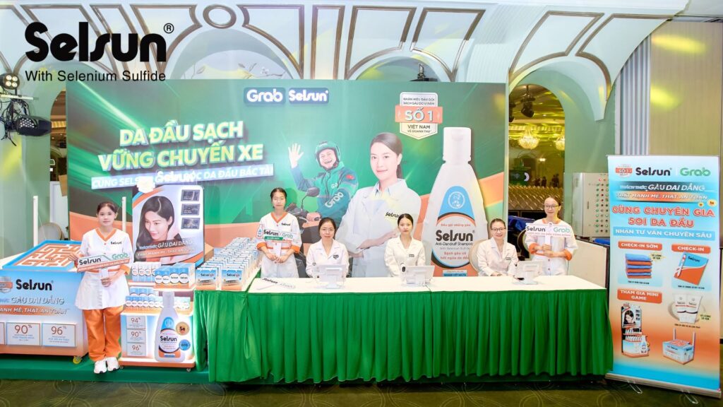 Selsun đồng hành cùng Grab "chăm sóc da đầu cộng đồng", mang hoạt động "Da đầu sạch, Vững chuyến xe" đến hơn 7.000 bác tài công nghệ