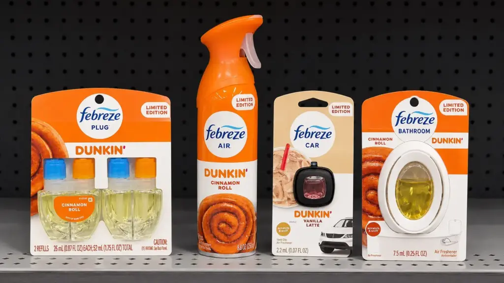 Dunkin’ hợp tác Febreze ra mắt sản phẩm xịt phòng hương bánh donut, làm căn nhà thơm như mùi tiệm cà phê