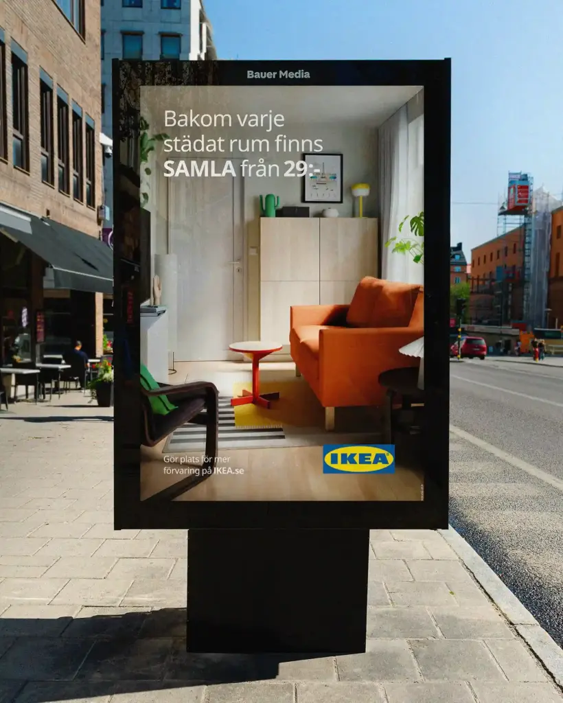 IKEA biến mặt sau billboard quảng cáo thành “kho chứa” những món đồ linh tinh trong nhà