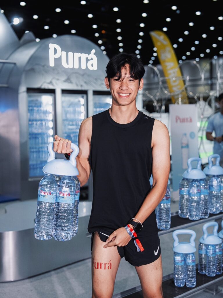 Thương hiệu Purra biến chai nước khoáng thành tạ tập luyện tại giải đấu fitness HYROX Bangkok - màn marketing viral mạng xã hội