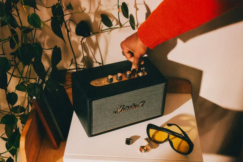 Marshall Homeline thế hệ mới, thừa hưởng di sản 60 năm tinh thần Rock'n'Roll - Marshall Acton IV & Marshall Stanmore IV