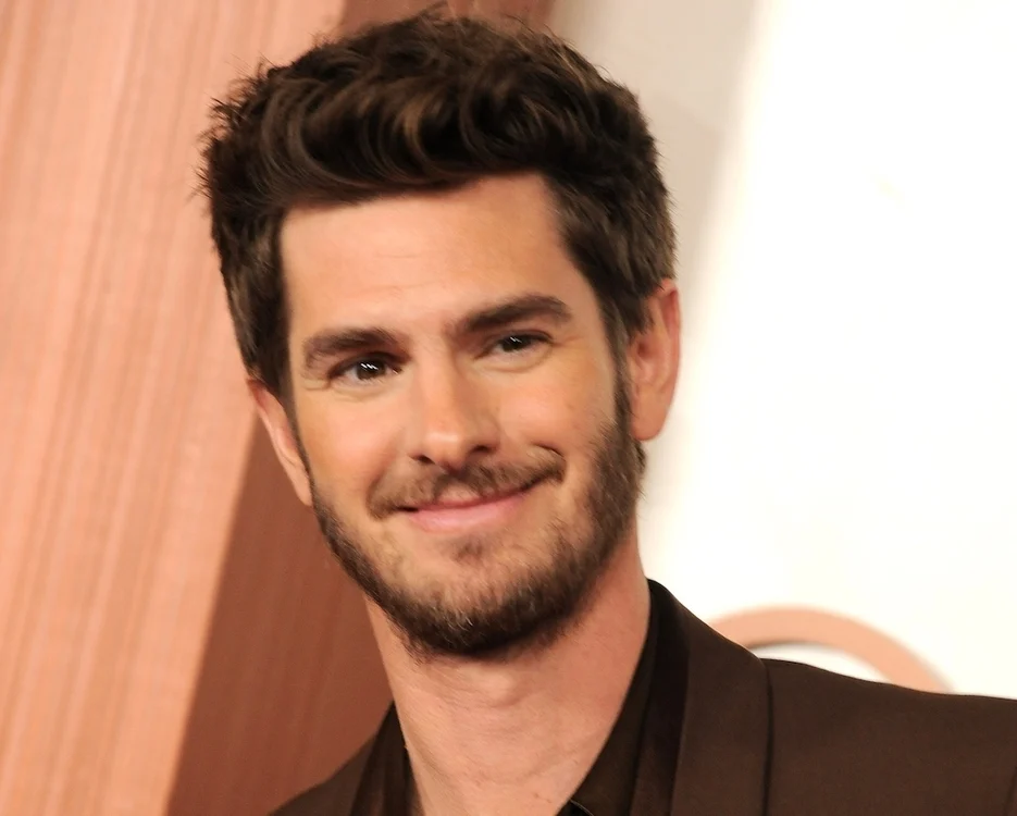 Andrew Garfield khơi lại hy vọng về một Spider-Man đồng tính sau 13 năm