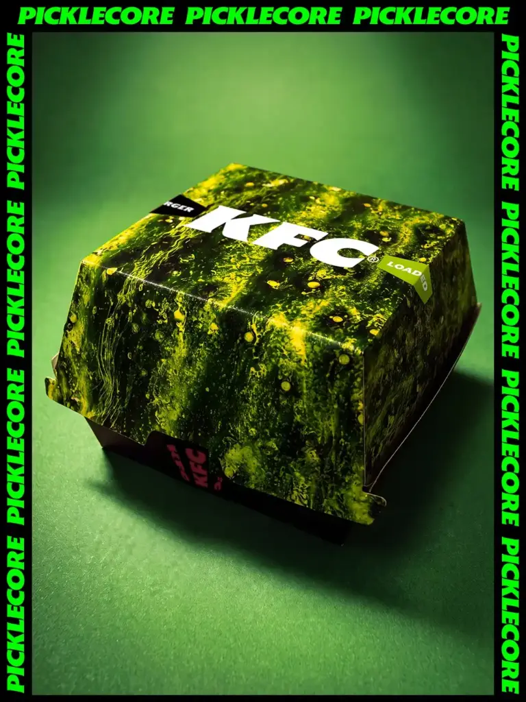 KFC biến cơn sốt dưa chuột muối thành thời trang cao cấp với “Picklecore”