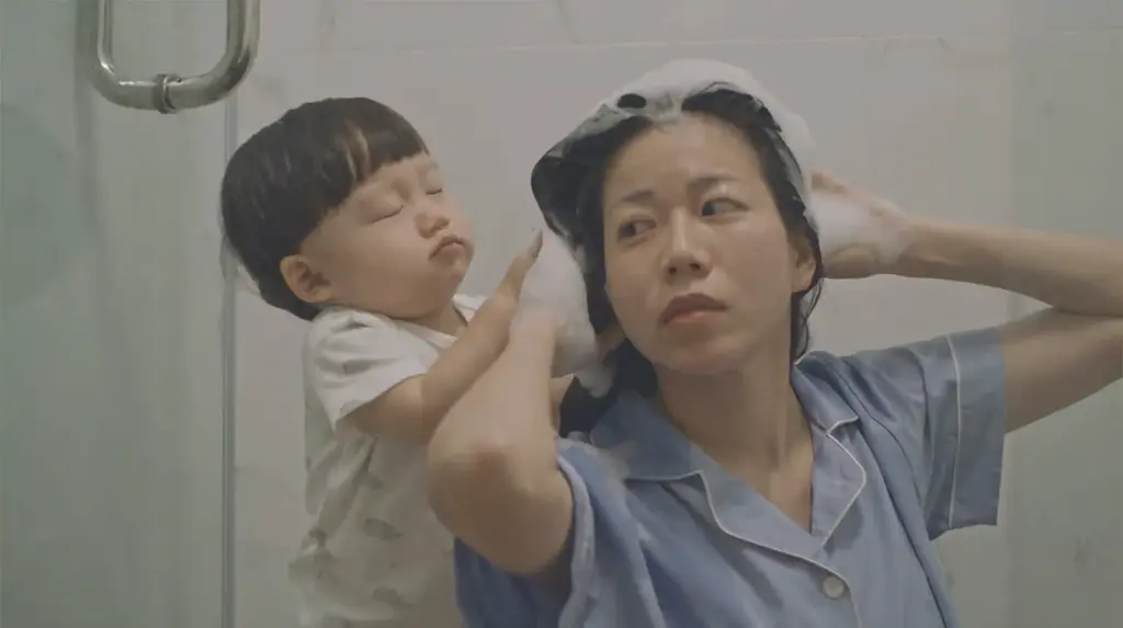 Quảng cáo Thái Lan: Bepanthen để những em bé đang ngủ “chăm sóc lại mẹ” trong chiến dịch “Mom’s Golden Time”