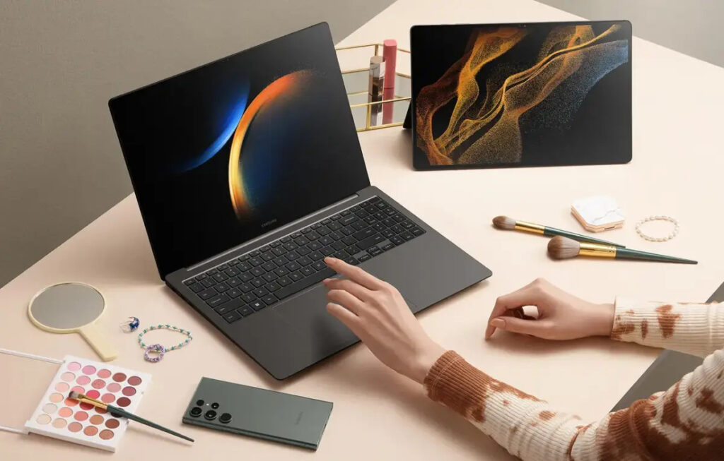 Laptop Galaxy Book6 mới của Samsung trở thành đối thủ đáng gờm về giá của MacBook Neo