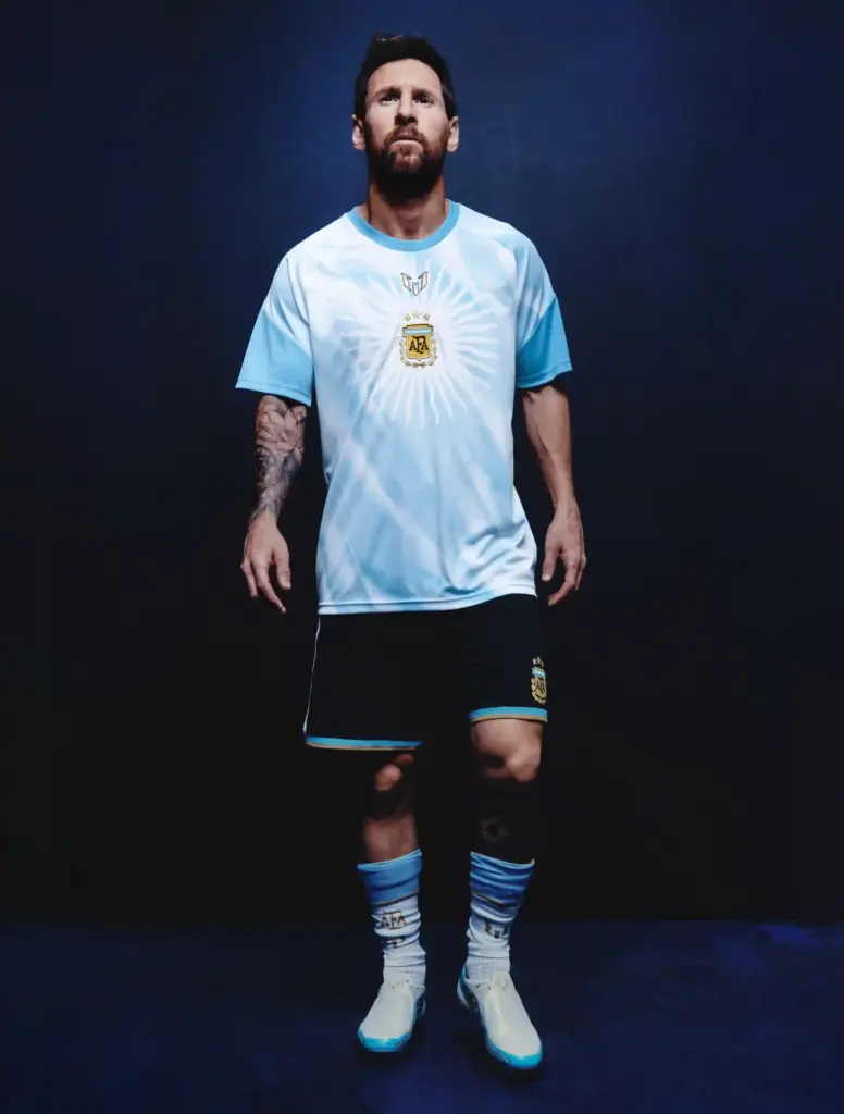 adidas tôn vinh sự nghiệp của Lionel Messi cùng tuyển Argentina bằng mẫu áo đấu phiên bản đặc biệt trước trận đấu quốc tế cuối cùng