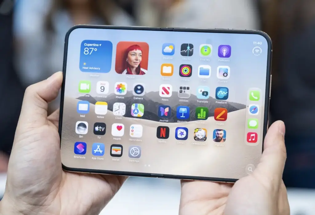 Apple giải thích cách khiến nếp gấp trên iPhone Duo gần như biến mất
