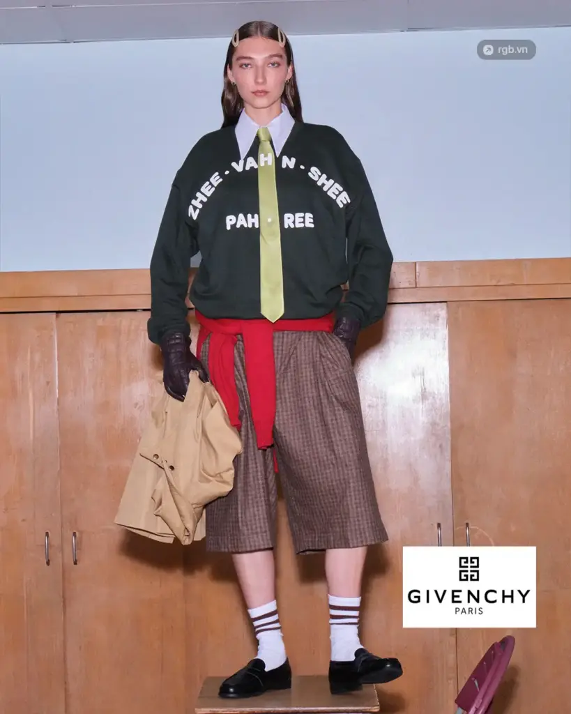 Duolingo biến lỗi phát âm tên các thương hiệu thời trang thành bộ sưu tập tại New York Fashion Week