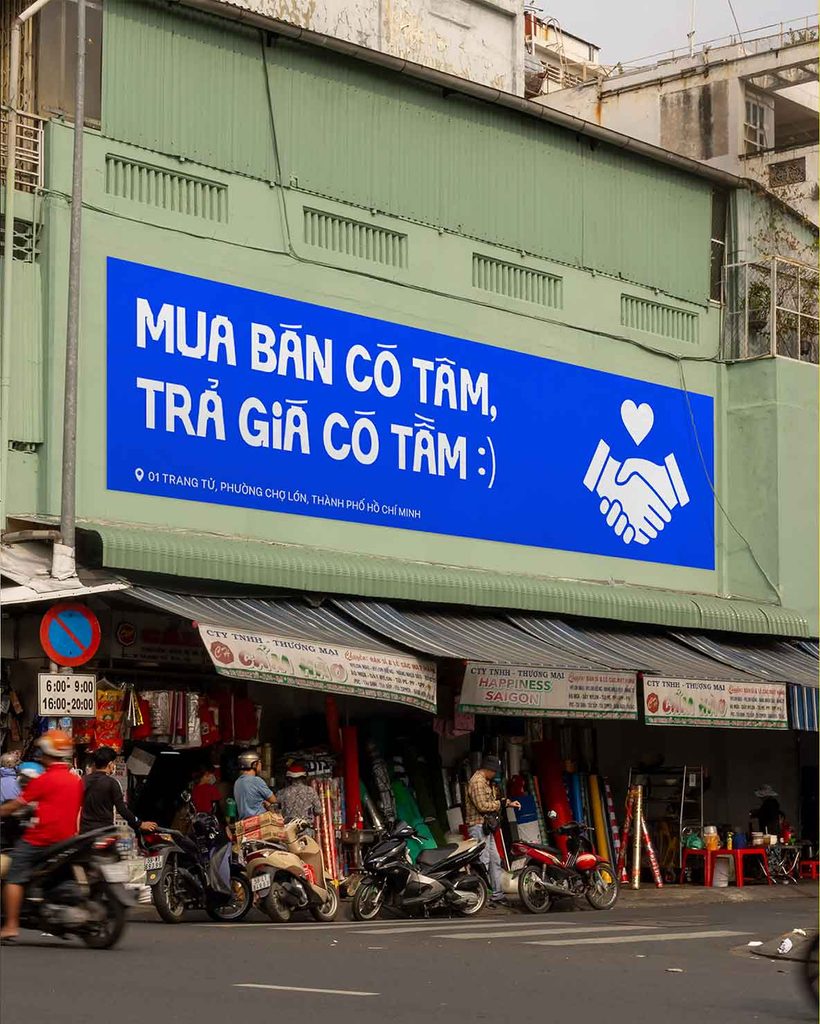 Bộ font Vina Vịt Lộn - Display Typeface lấy cảm hứng từ bảng hiệu hàng quán Việt Nam của designer Truong Di