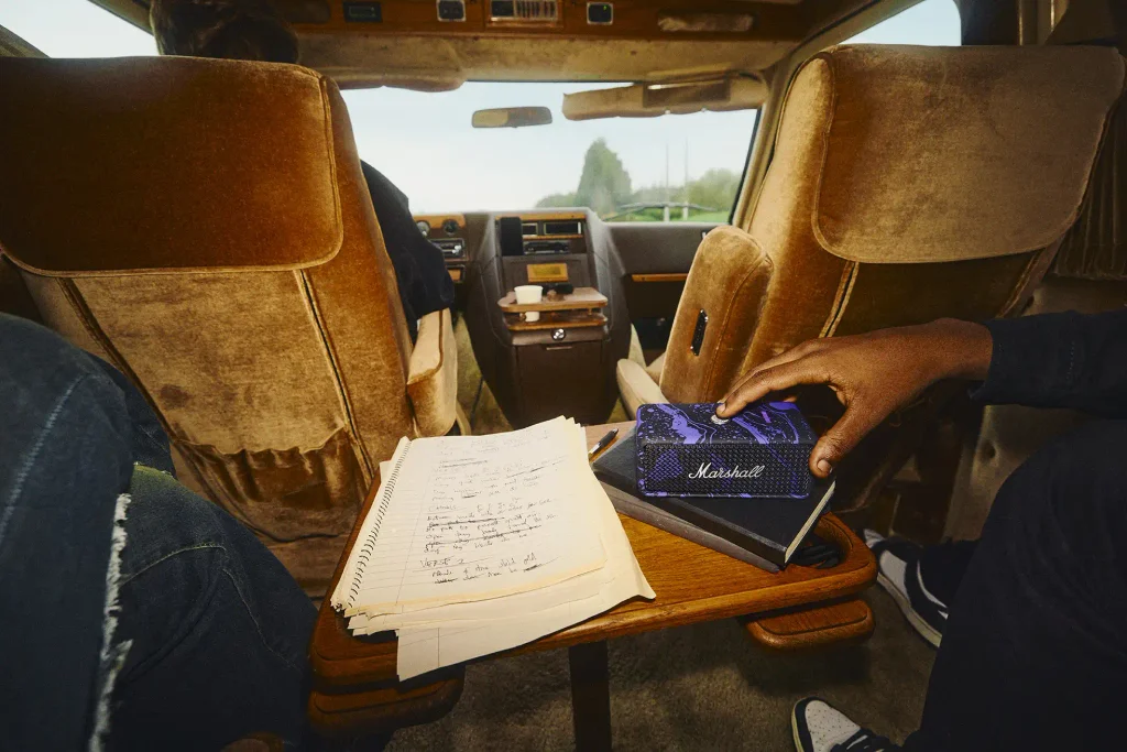 Marshall tôn vinh huyền thoại Jimi Hendrix với bộ sưu tập đậm chất psychedelic kỷ niệm 60 năm hợp tác
